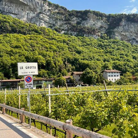 G-House Modernes Apartment Mit Tollem Ausblick Riva del Garda Kültér fotó